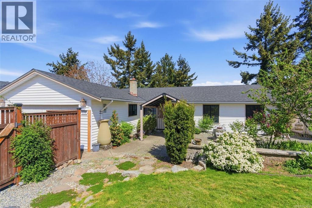 130 Heritage Dr, Nanaimo