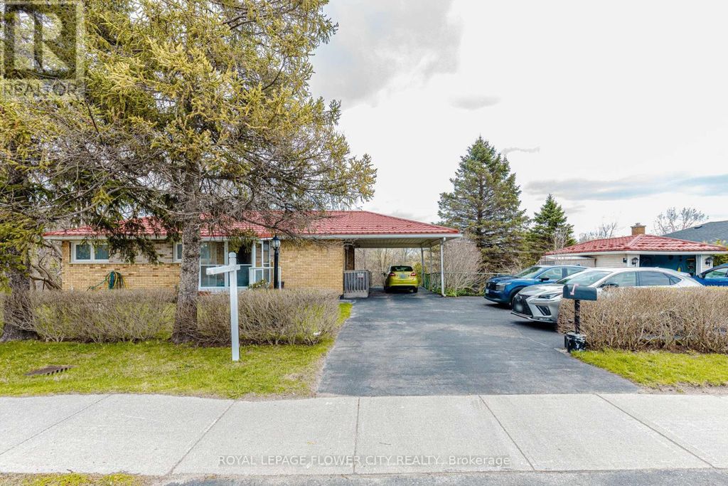 1433 Fanshawe Park Road E, London North (north D)