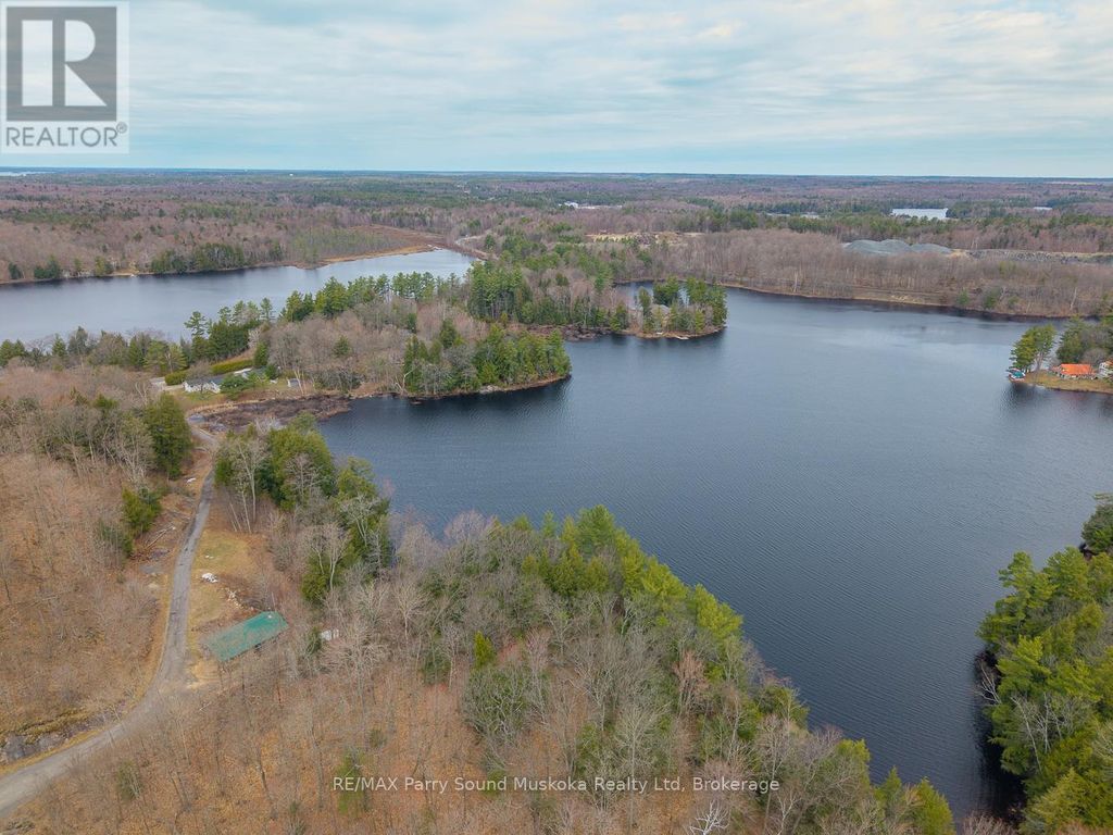 92 Blue Lake Road, Seguin