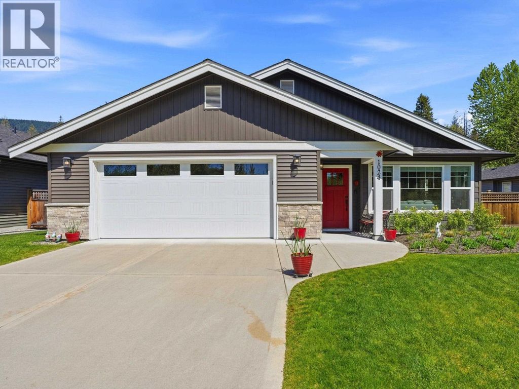 1024 Celia Crescent, Gibsons