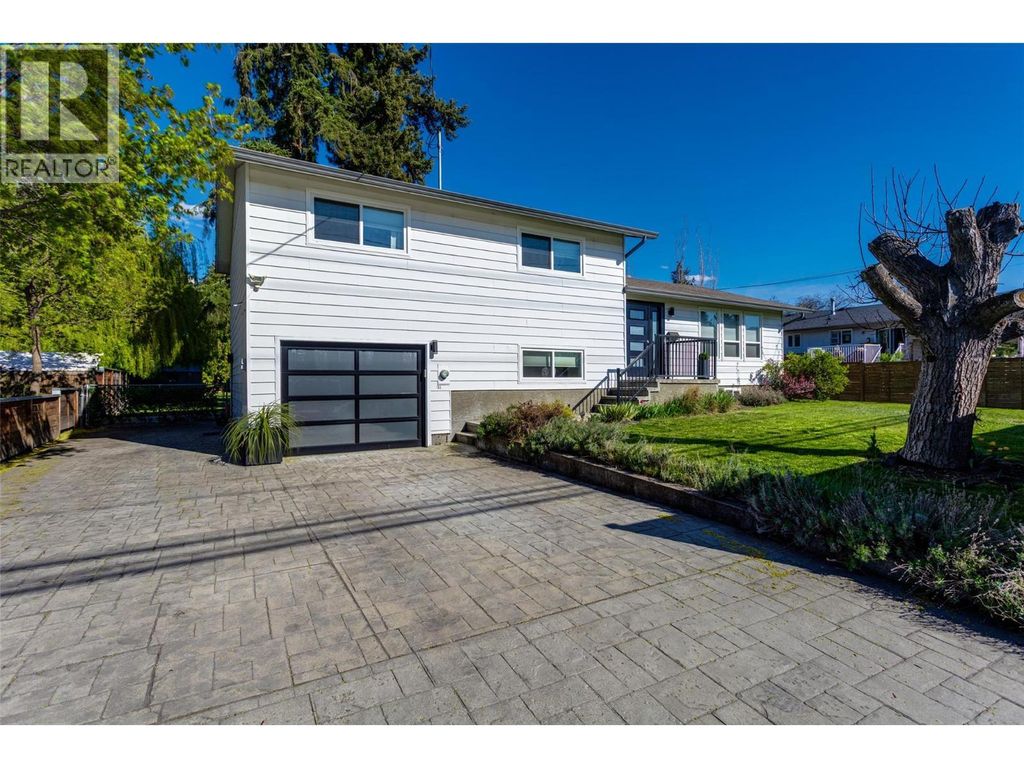 4445 Gordon Drive, Kelowna