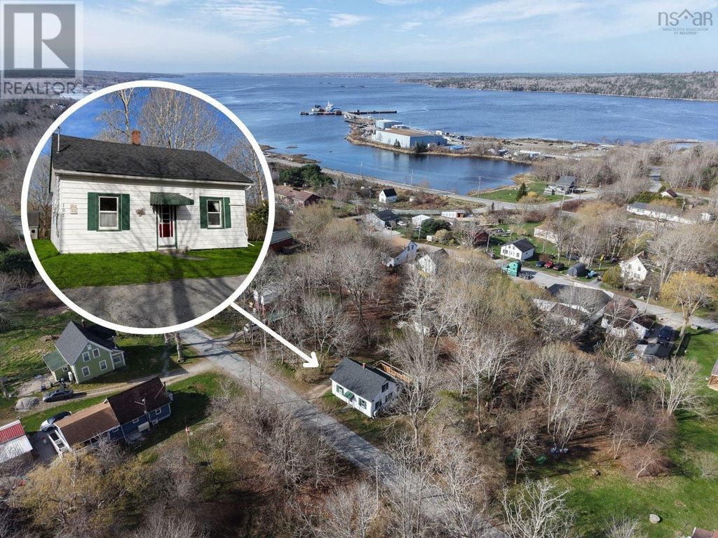 105 Harriet, Shelburne