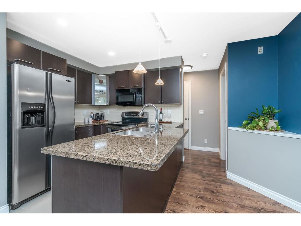 107 5454 198 Street, Langley