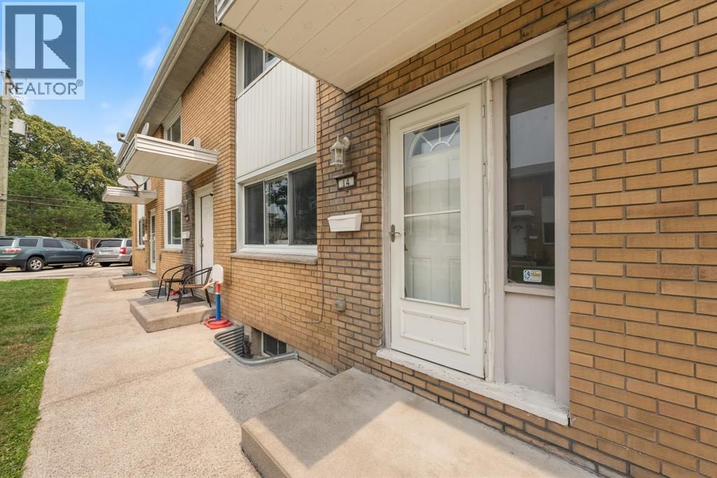 812 Wellington Street Unit# 14, Sarnia