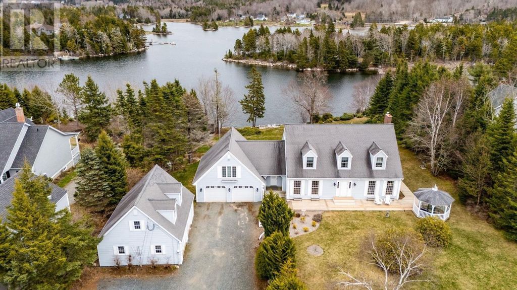 235 Boutiliers Cove Road, Hacketts Cove