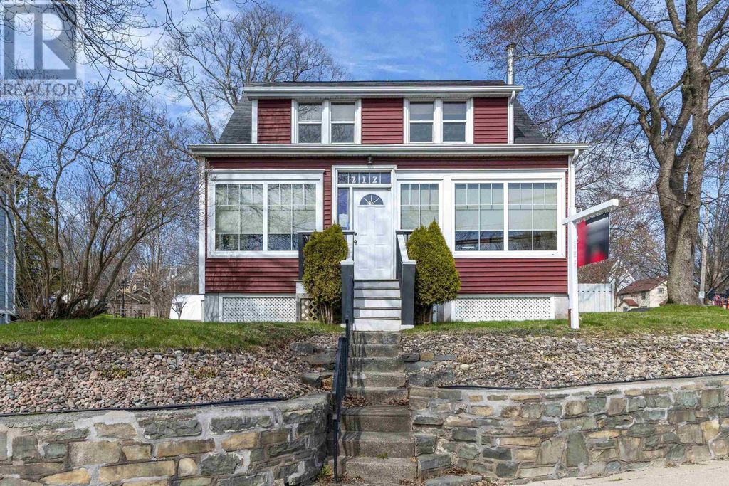 212 Windmill Road, Old Dartmouth