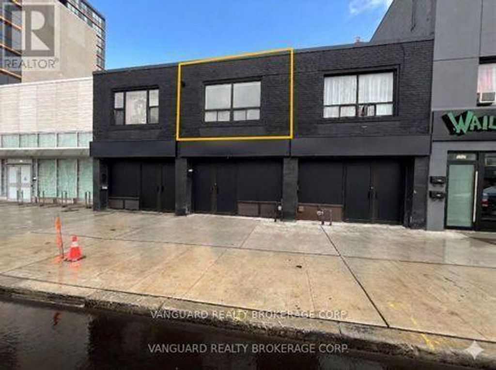 1623a Eglinton Avenue, Toronto (oakwood Village)