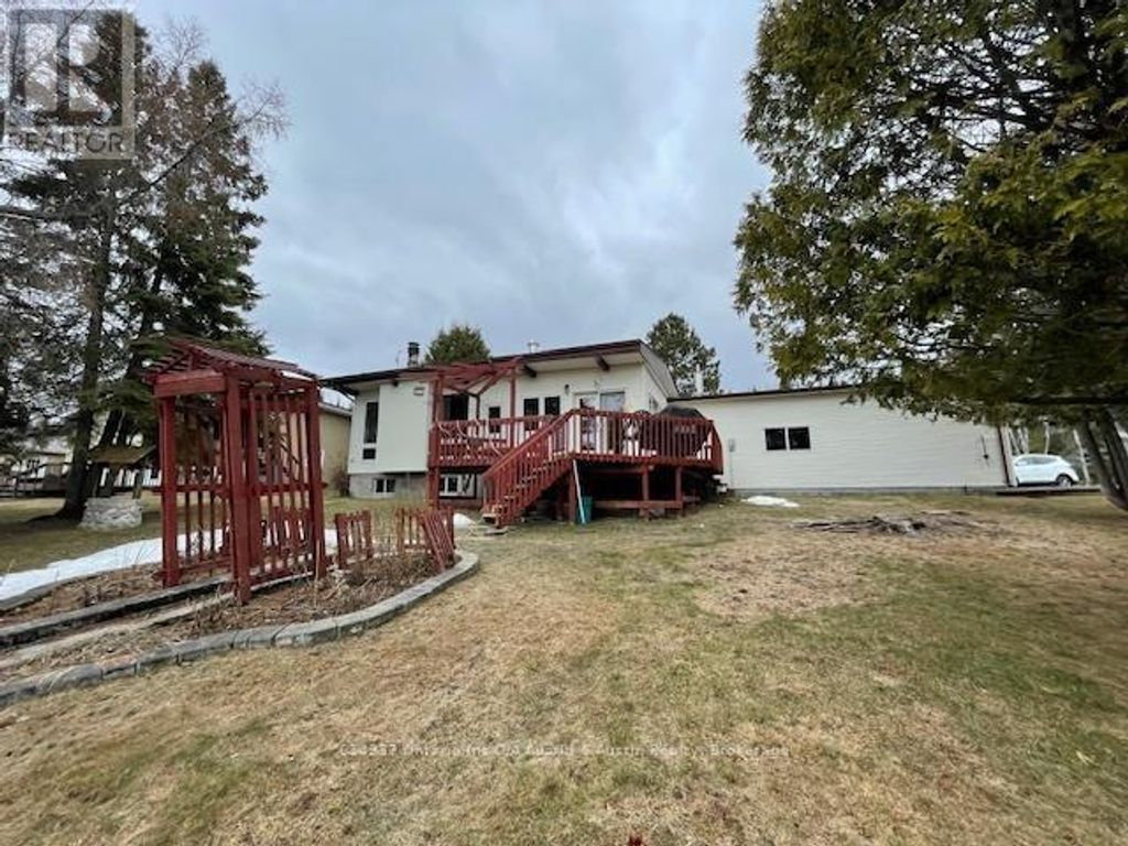 27 Parker Point Loop Road, Kenora Remote Area (oxdrift)