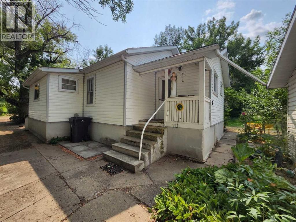 227 6 Street, Drumheller