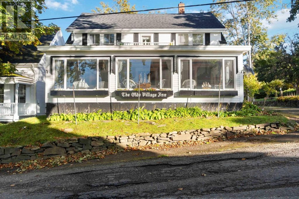 387 Church Hill Road, Sandy Cove