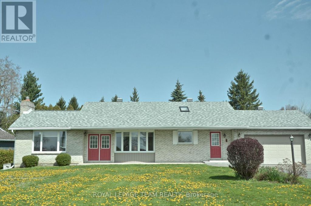 11119 Grisdale Boulevard W, South Dundas