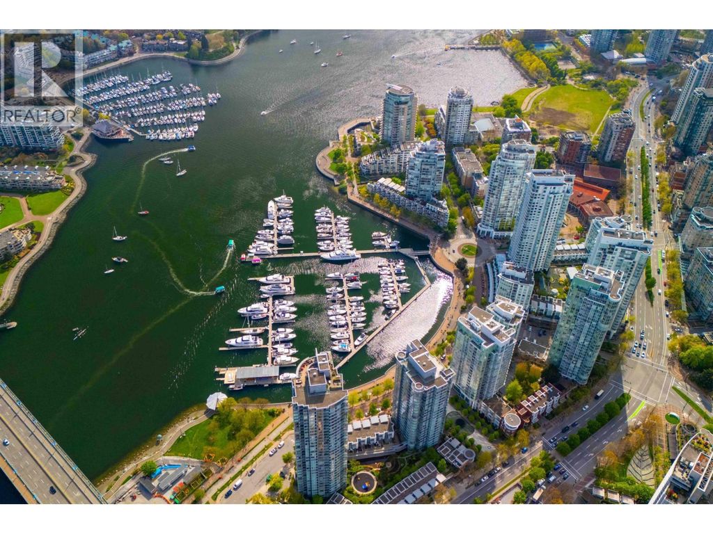 2908 193 Aquarius Mews, Vancouver