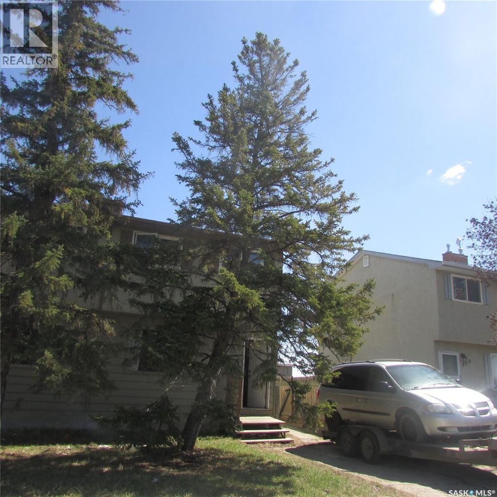 455 Mcintosh Street, Regina