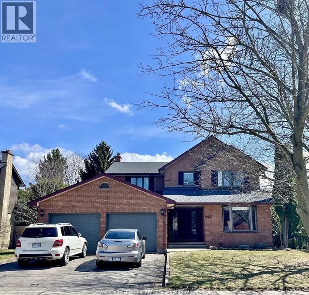 555 Jeffreybrook Drive, London