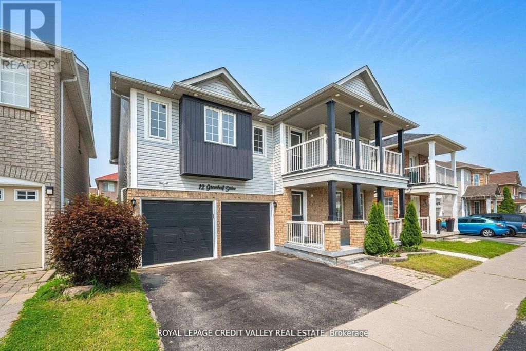 12 Greenhalf Drive, Ajax (south East)