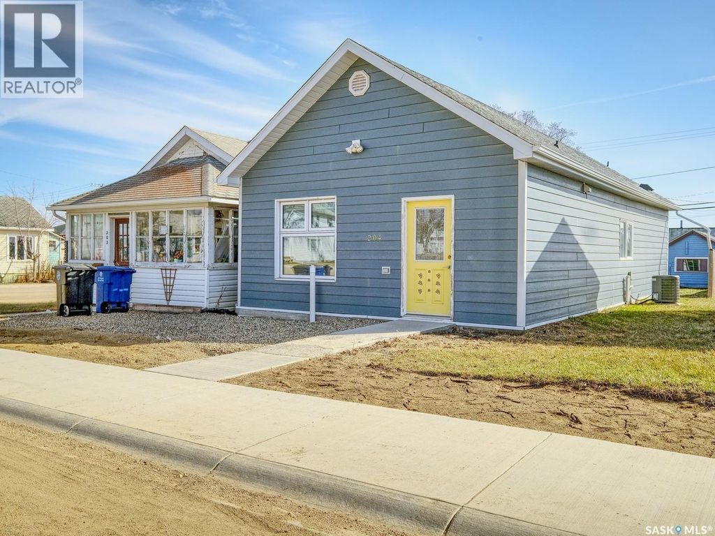 204 2nd Avenue W, Biggar
