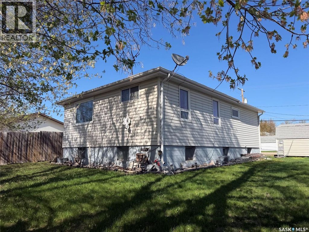 412 Main Street, Hudson Bay