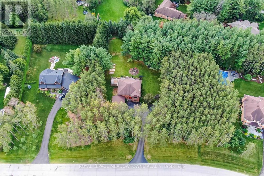 4 Pine Ridge Road, Erin