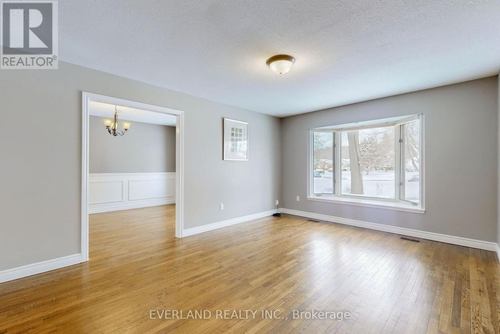 173 Thompson Drive, East Gwillimbury (holland Landing)