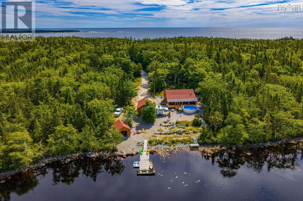 1749 Mcleans Lake Road, Port L'hebert