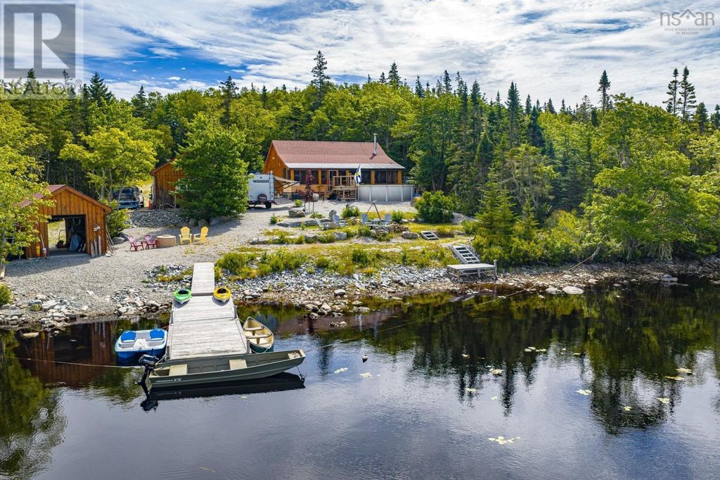 1749 Mcleans Lake Road, Port L'hebert