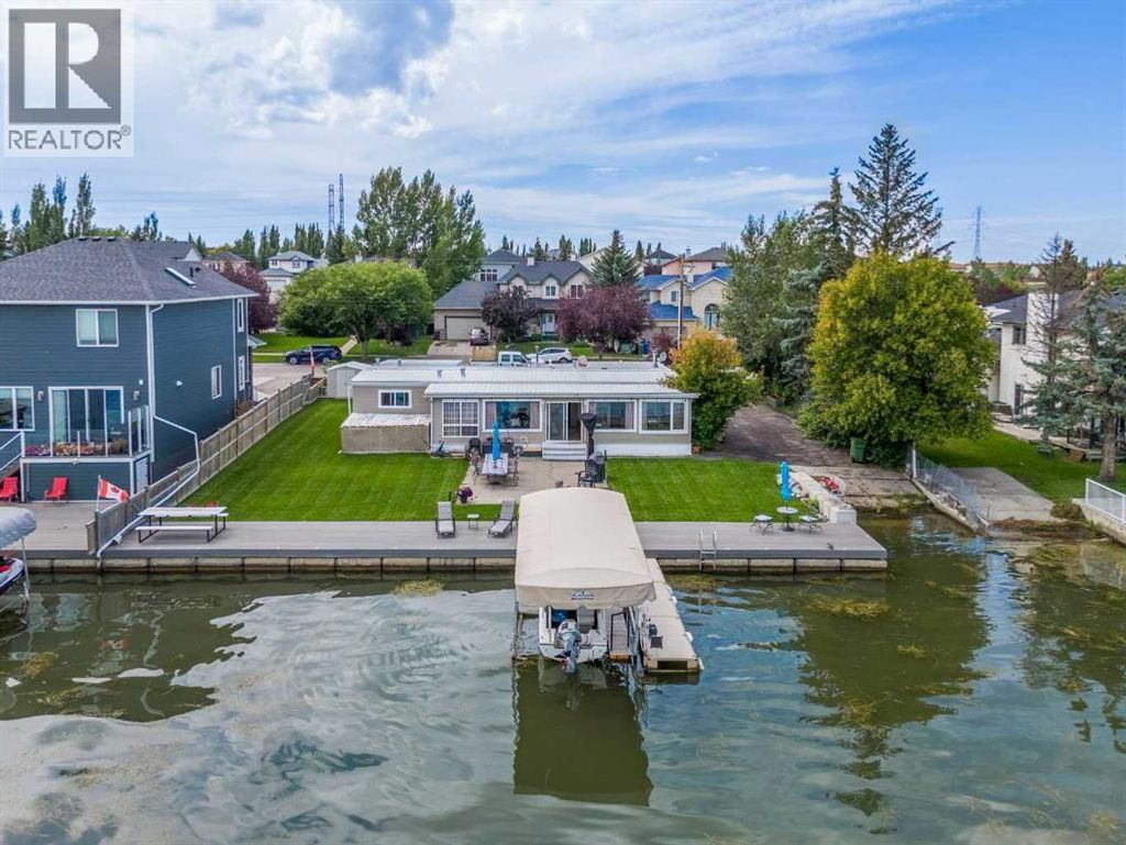 828 West Chestermere, Chestermere