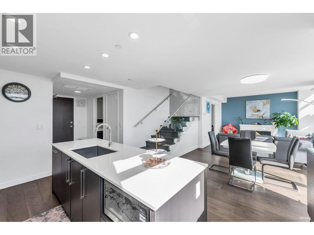 1602 5580 No. 3 Road, Richmond