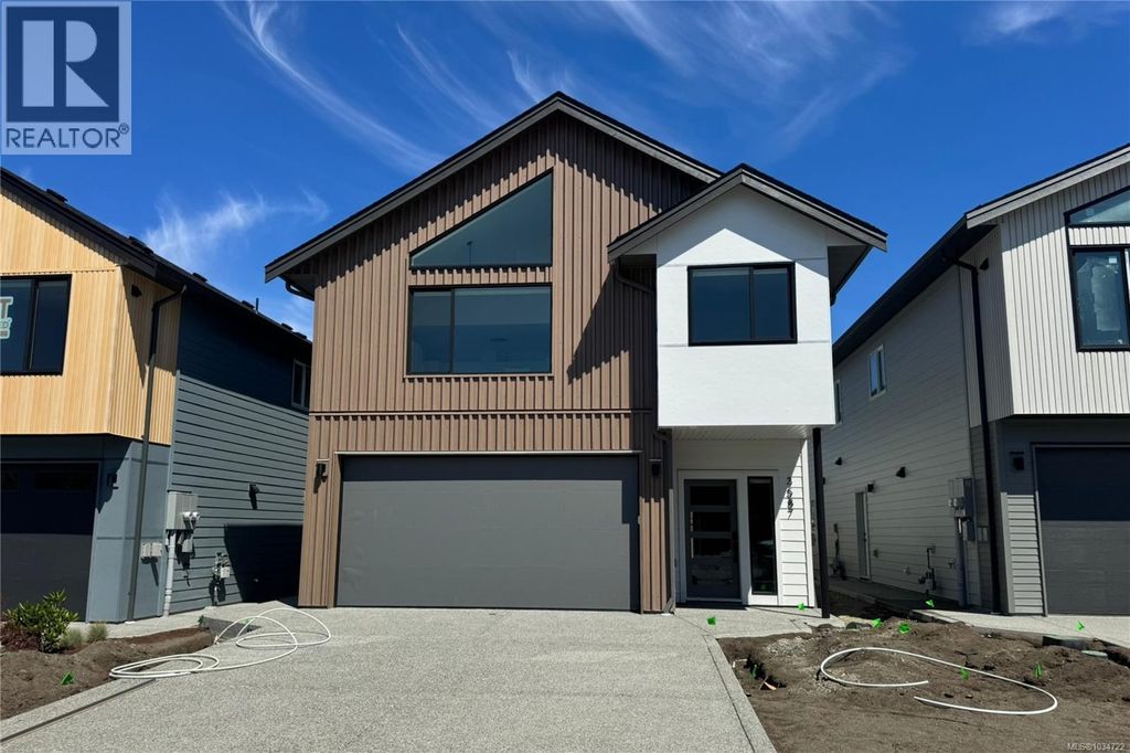 3587 Temperate Pl, Colwood