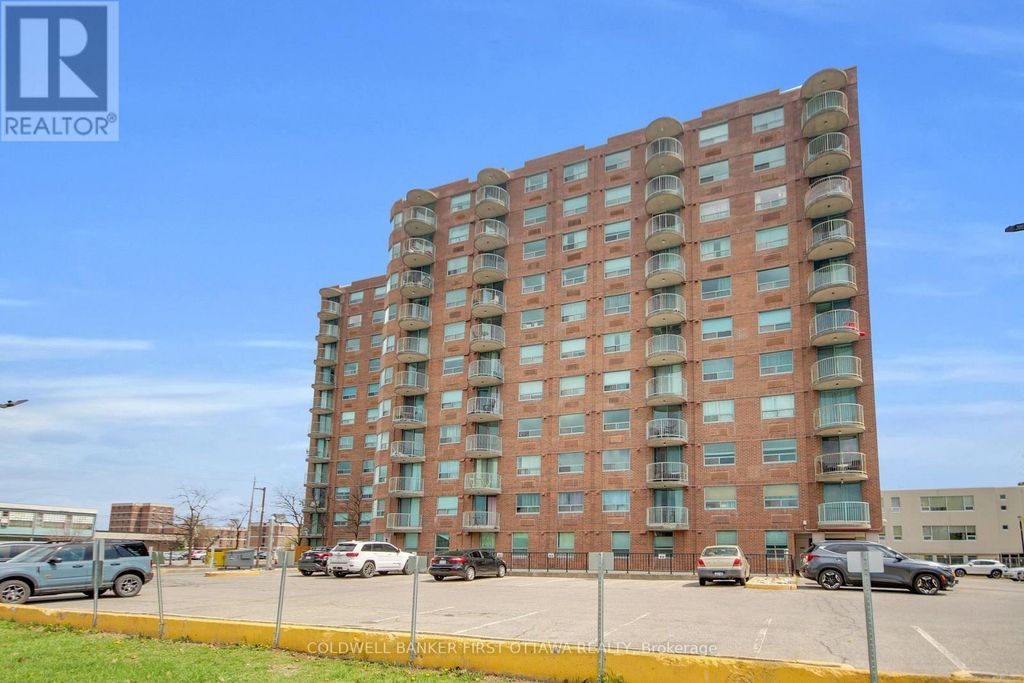 811 - 1440 Heron Road, Ottawa