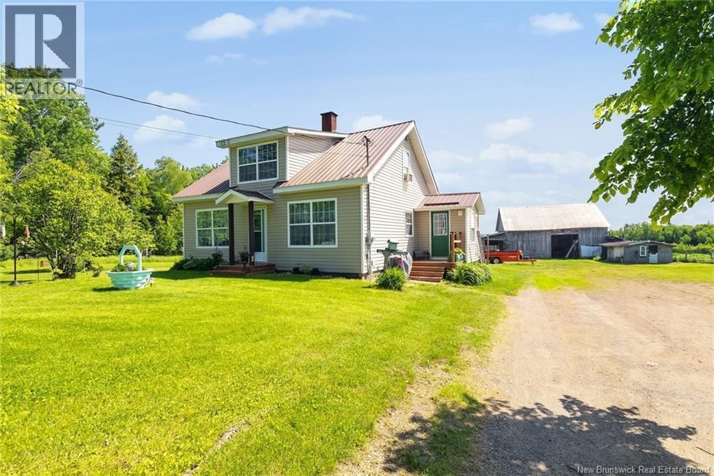 240 Briggs Corner Road, Briggs Corner