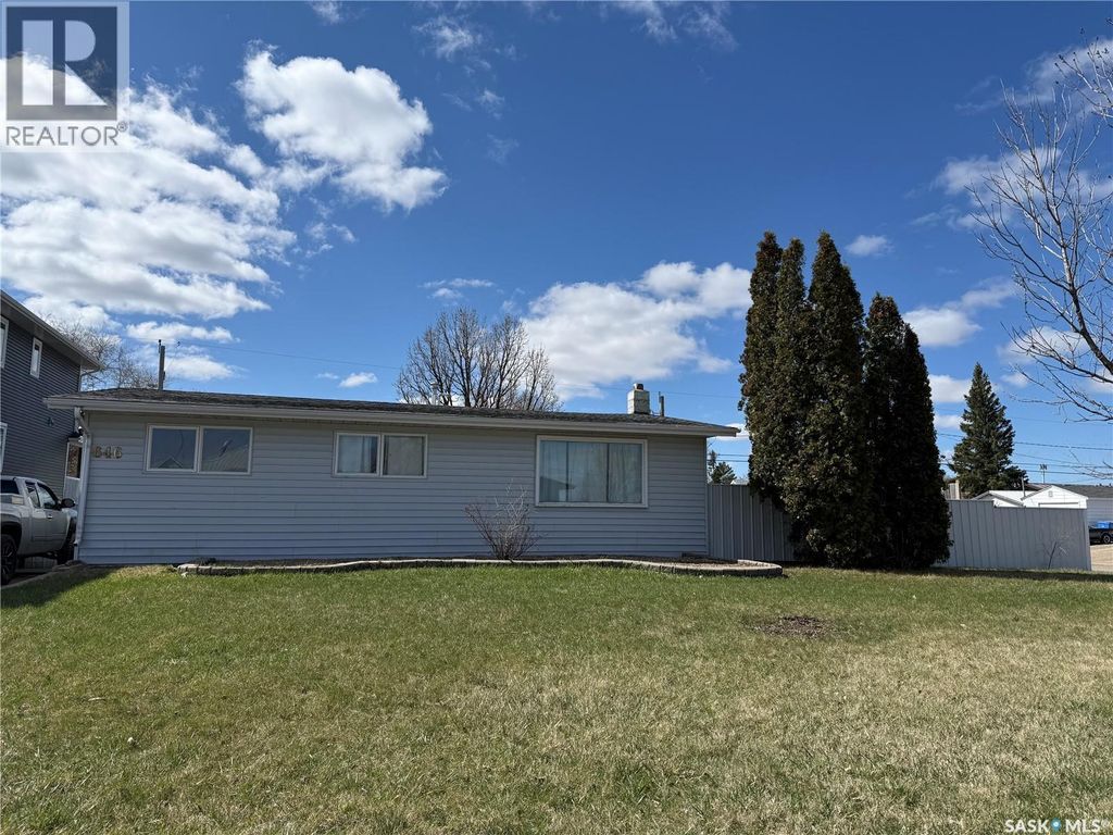 646 Albert Street, Estevan