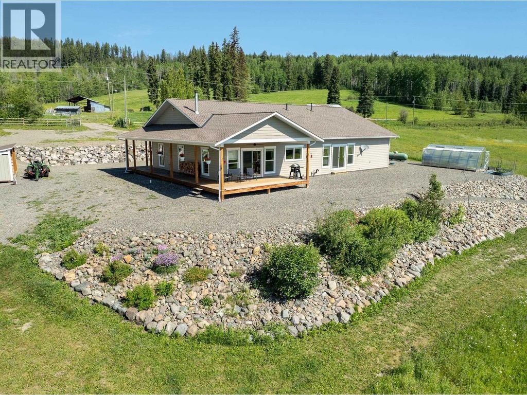 7155 Grossett Road, Lone Butte
