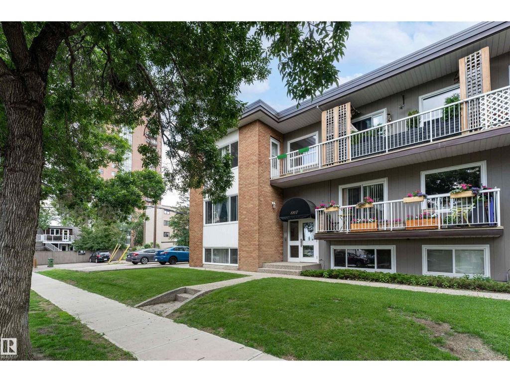 #5 8807 101 St Nw, Edmonton