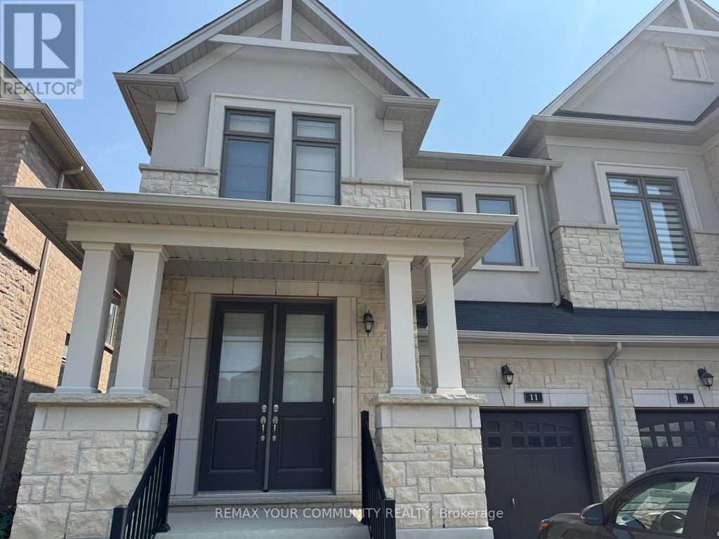 11 John Smith Street, East Gwillimbury (holland Landing)