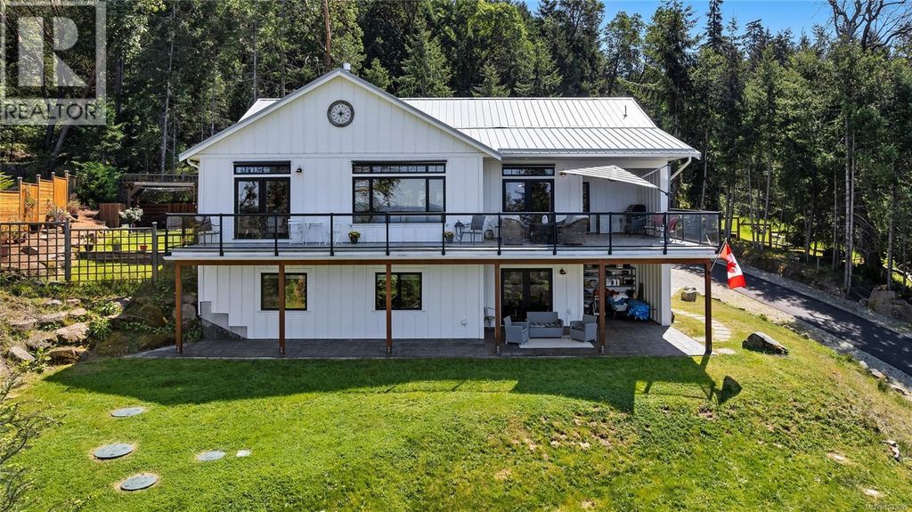 347 Collins Rd, Salt Spring