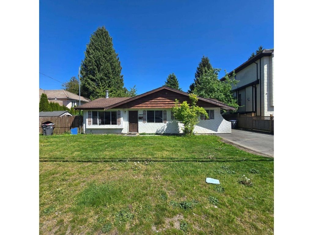 7030 130 Street, Surrey