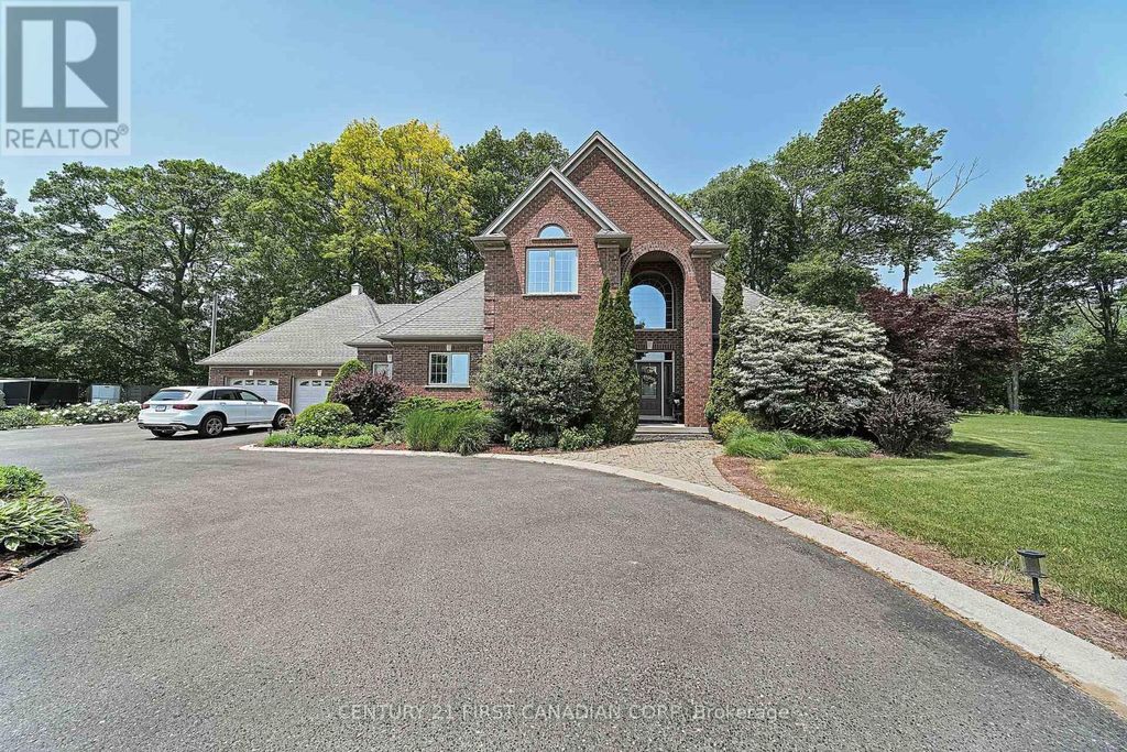 42580 Roberts Line, Central Elgin