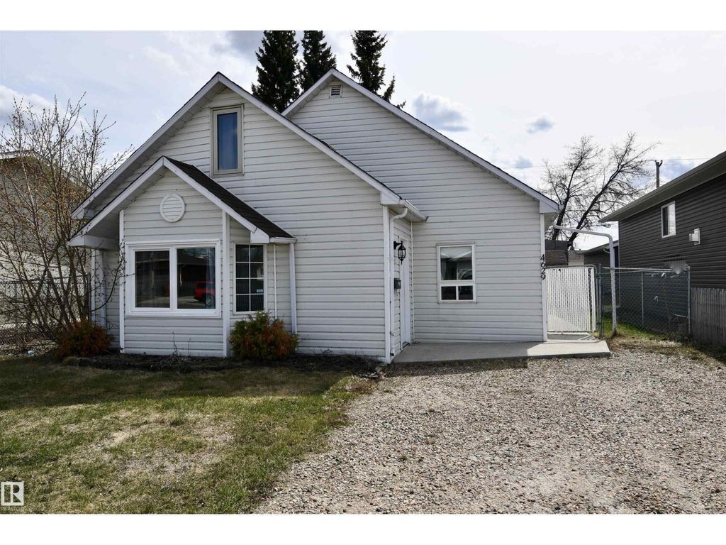4629 46 Av, St. Paul Town