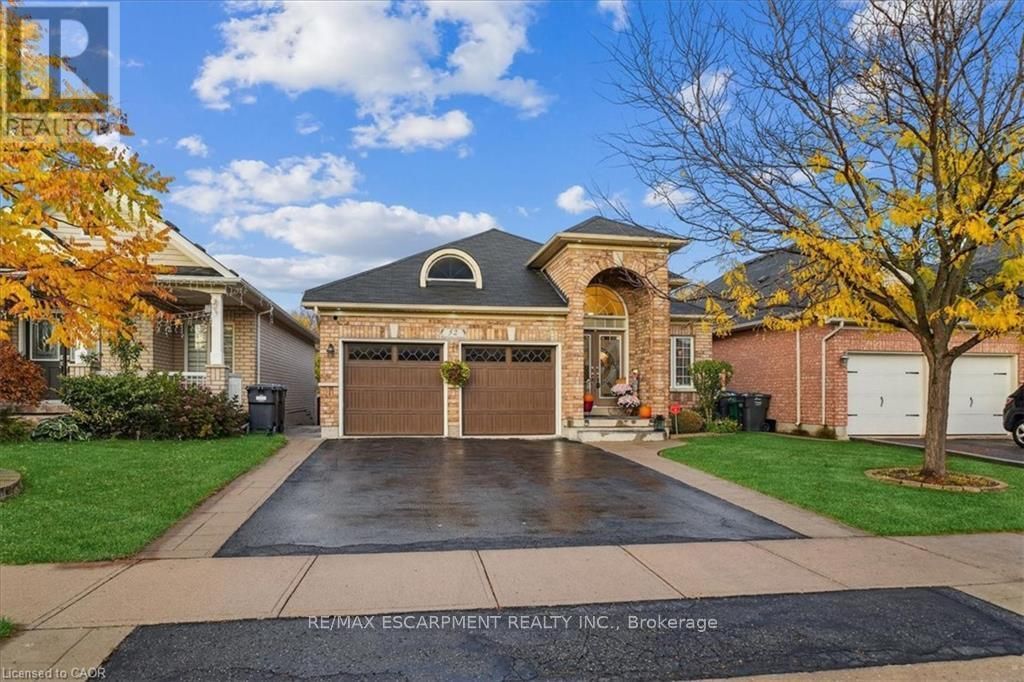52 Mistycreek Crescent, Brampton (fletcher's Meadow)