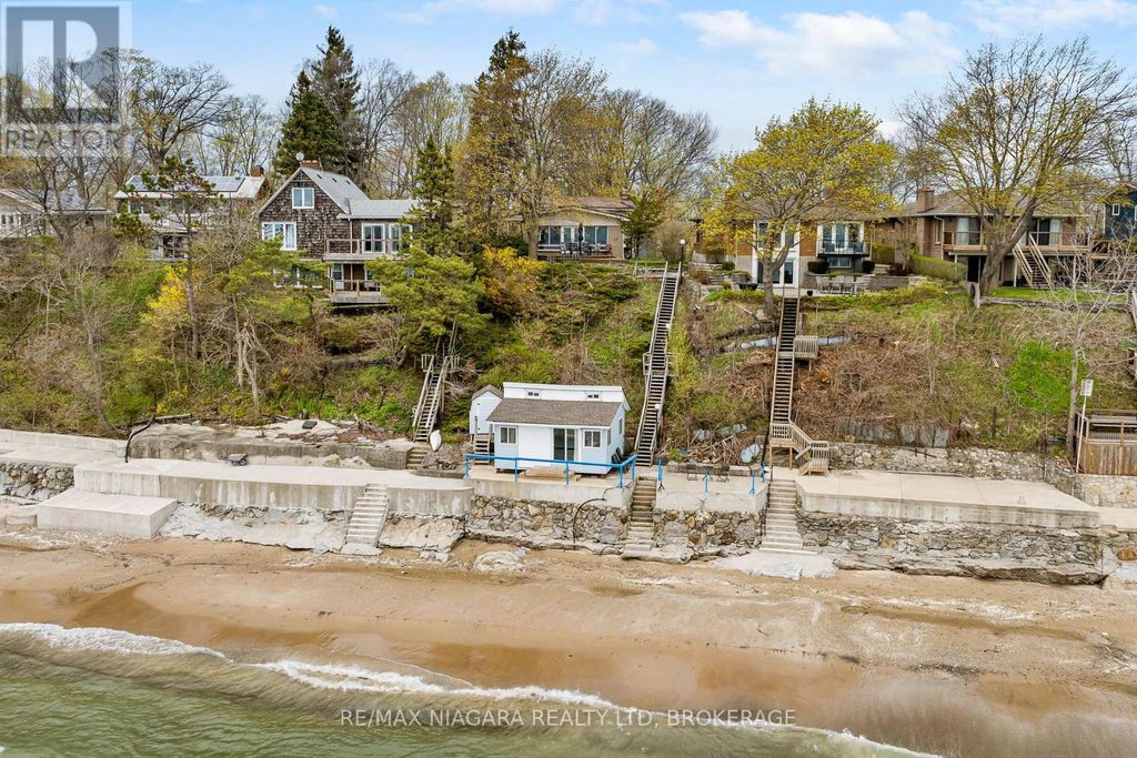 10419 Lakeshore Road, Wainfleet (lakeshore)