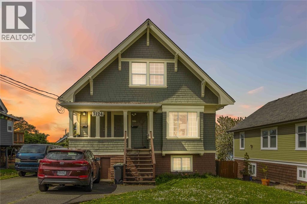 3124 Glasgow St, Victoria