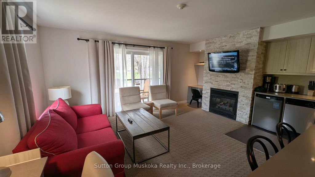 52-207 - 1235 Deerhurst Drive, Huntsville (chaffey)