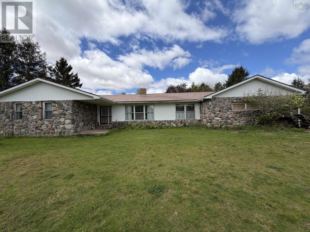 3786 Highway 4, Lower Debert