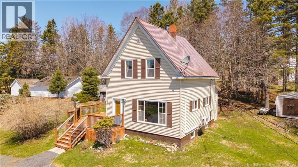 7 Leaman Road, Lambertville
