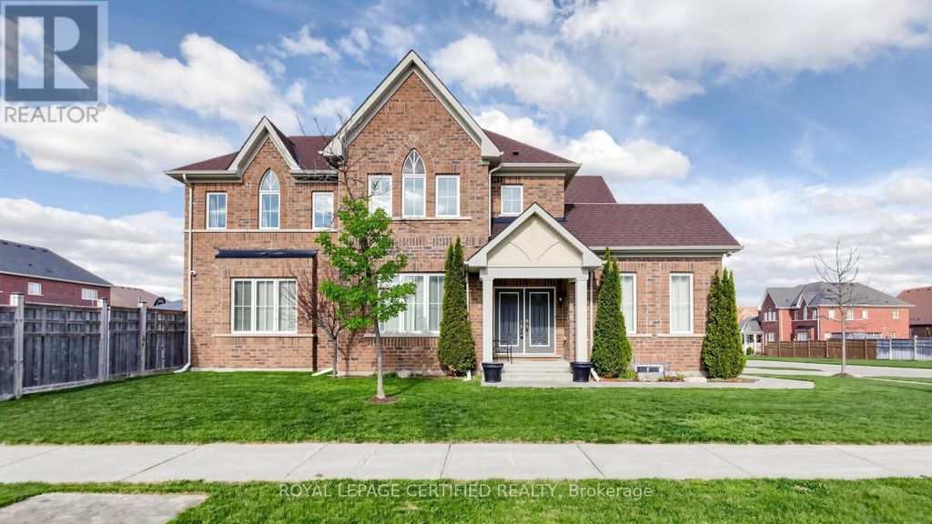 1 Benson Avenue, Mono