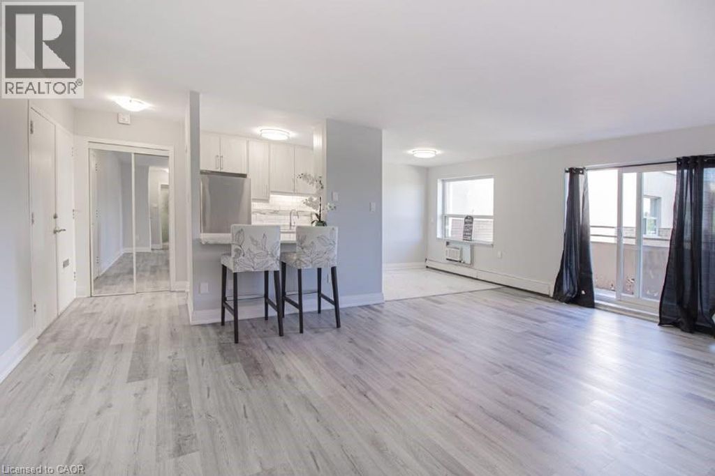 579 Clare Avenue Unit# 501, Welland