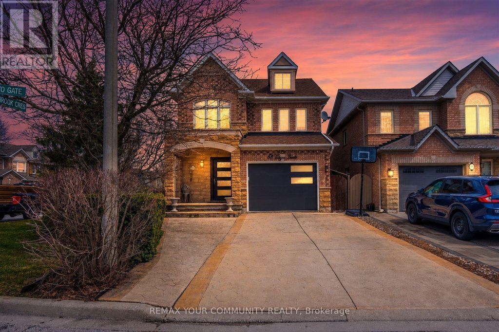 68 Goyo Gate, Vaughan