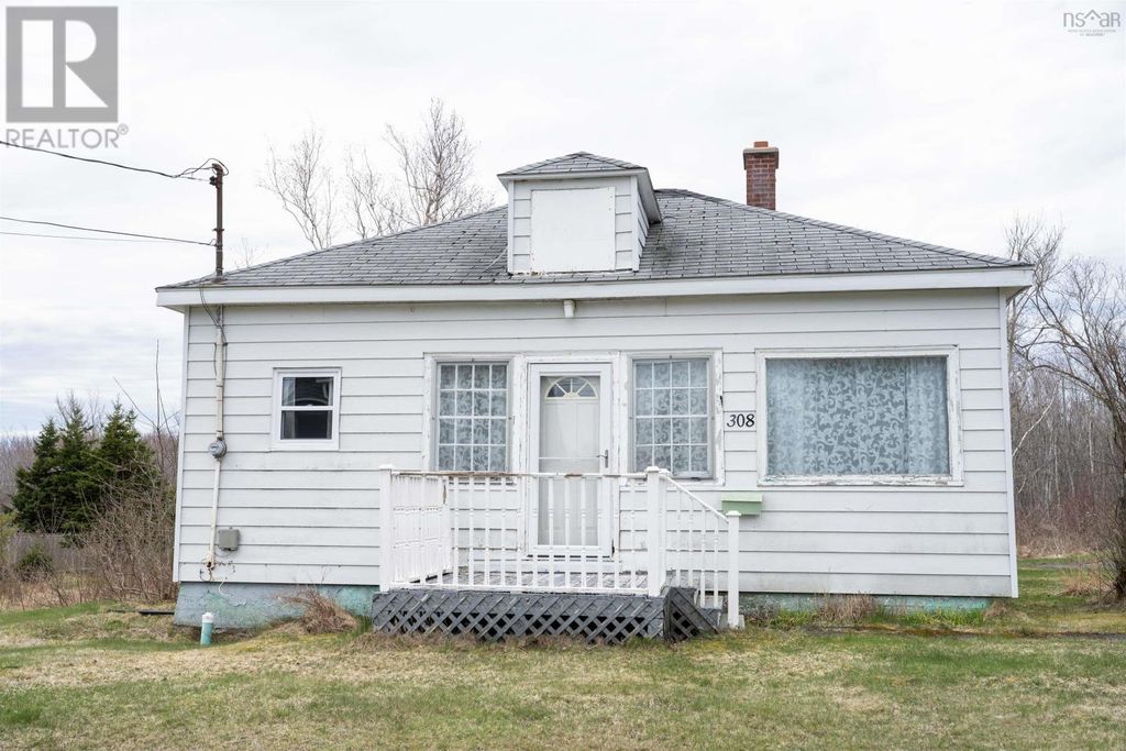 308 Lake Road, Glace Bay
