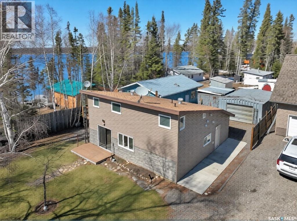 903 Balsam Street, White Swan Lake