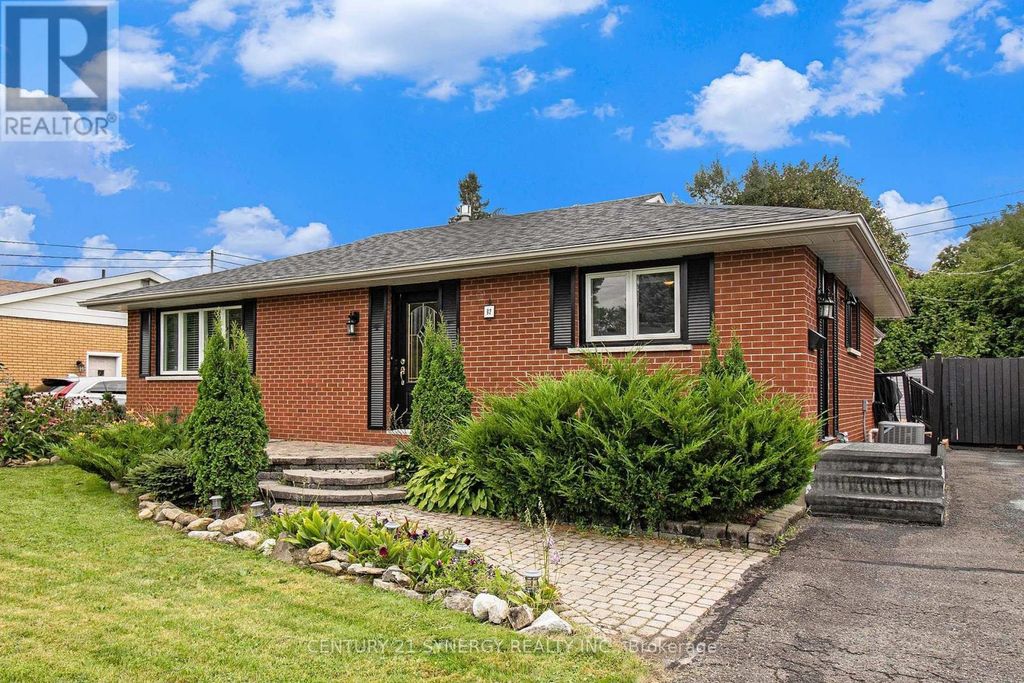 92 Jasper Avenue, Smiths Falls